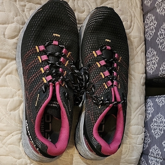Merrell Fly Strike Women's Black and Pink Trail Runners - Picture 2 of 8